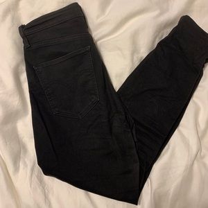 Levi’s mile high black skinny jeans